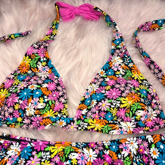 Red Camel Bikini Set - Picture 3 of 5